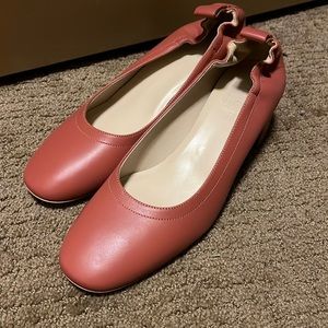 NEVER WORN! Rose Everlane Day Heels 6.5